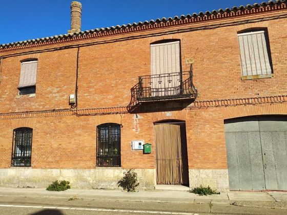 Foto 1 de Casa en venda a Perales de 4 habitacions amb garatge i balcó