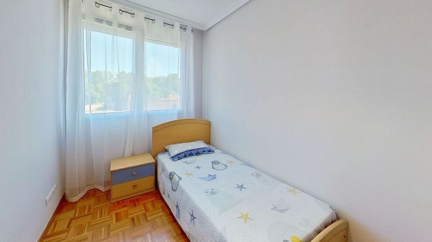 Foto 2 de Pis en venda a Allende el Río de 2 habitacions amb garatge i calefacció