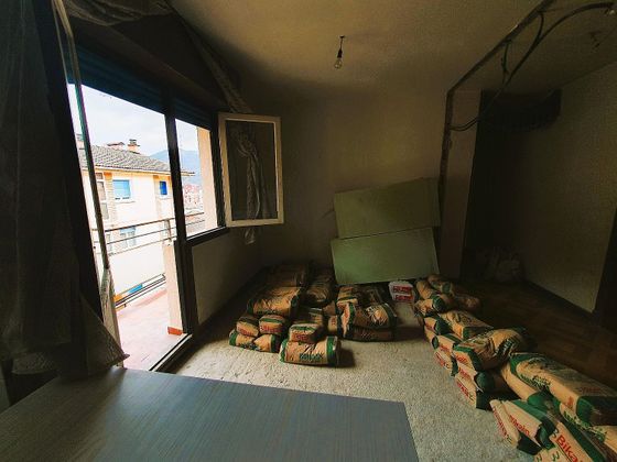 Foto 2 de Piso en venta en Ermua de 3 habitaciones con balcón