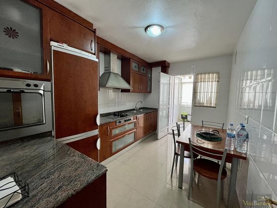Foto 1 de Piso en venta en San Diego-Los Ángeles-San Cristóbal de 4 habitaciones con terraza y garaje