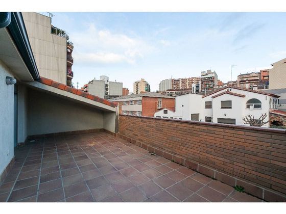 Foto 1 de Dúplex en venda a Centre - Rubí de 3 habitacions amb terrassa i balcó