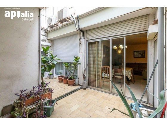 Foto 1 de Casa en venda a Gràcia de 4 habitacions amb terrassa i garatge