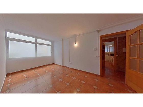 Foto 1 de Venta de piso en Sant Pere Nord de 3 habitaciones con ascensor