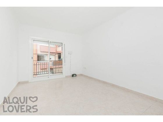 Foto 1 de Venta de piso en Sant Pere Nord de 3 habitaciones y 65 m²