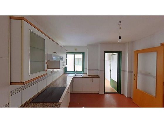 Foto 1 de Piso en venta en Can Cuiàs de 3 habitaciones con garaje y balcón