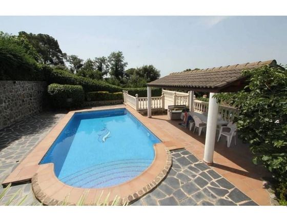 Foto 1 de Casa en venda a Residencial Park de 4 habitacions amb terrassa i piscina
