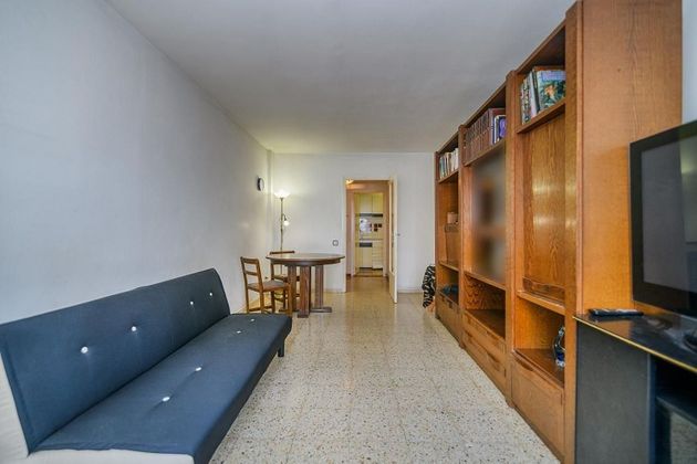 Foto 2 de Venta de piso en Centre - Castelldefels de 3 habitaciones con terraza y balcón