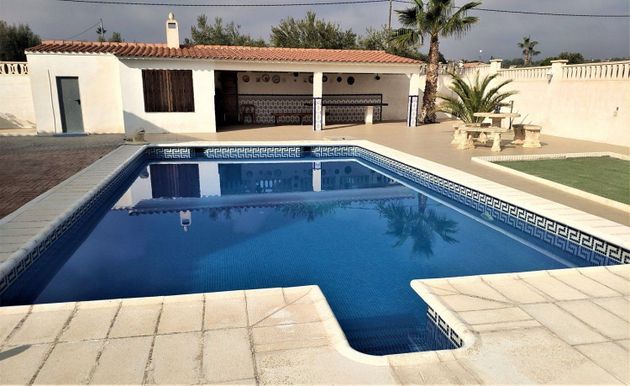 Foto 1 de Venta de chalet en Villamontes-Boqueres de 6 habitaciones con piscina y garaje