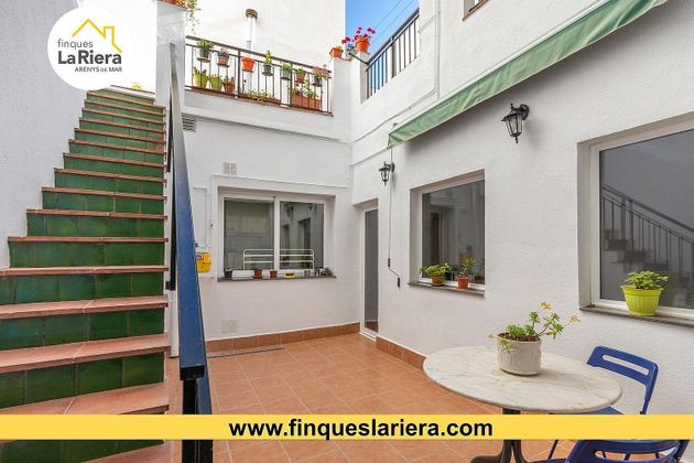 Foto 1 de Venta de casa en Arenys de Mar de 6 habitaciones con terraza y balcón