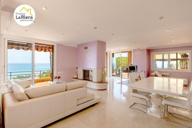 Foto 2 de Xalet en venda a Arenys de Mar de 6 habitacions amb terrassa i jardí