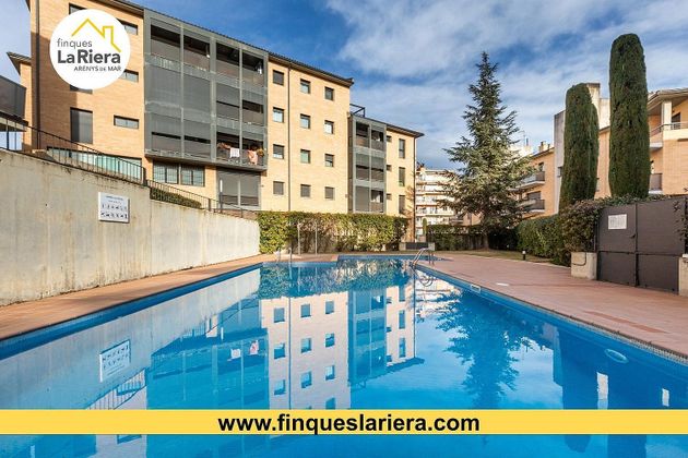 Foto 2 de Venta de piso en Sant Cebrià de Vallalta de 2 habitaciones con terraza y piscina