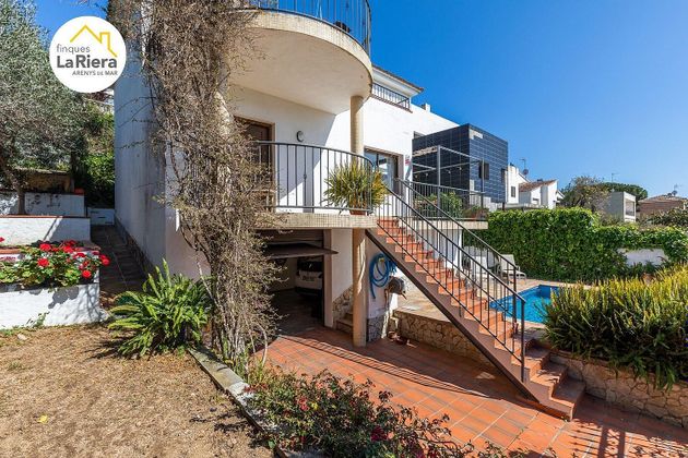 Foto 2 de Venta de casa en Arenys de Mar de 6 habitaciones con terraza y piscina