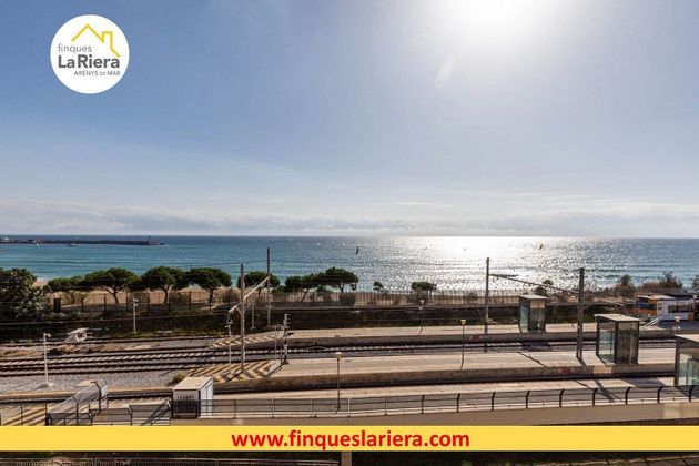 Foto 1 de Xalet en venda a Arenys de Mar de 6 habitacions amb terrassa i garatge