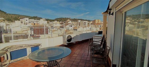 Foto 2 de Ático en venta en calle Centro de 3 habitaciones con terraza y balcón