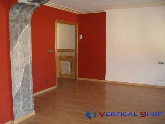 Foto 1 de Pis en venda a Villena de 3 habitacions amb garatge i ascensor