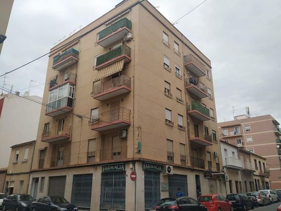 Foto 2 de Venta de piso en Carrús Est - Camí dels Magros de 3 habitaciones con balcón