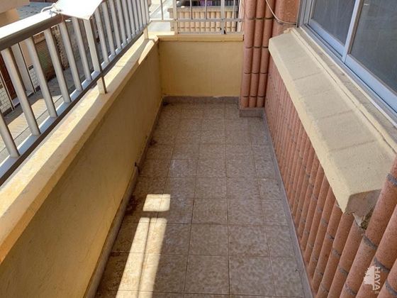 Foto 2 de Piso en venta en Rafal de 3 habitaciones con balcón