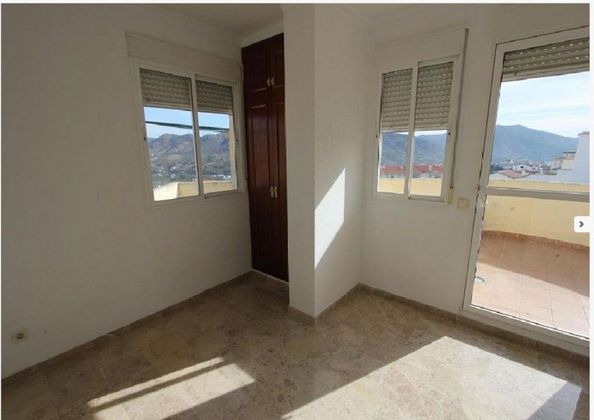 Foto 2 de Venta de piso en Álora de 3 habitaciones y 131 m²