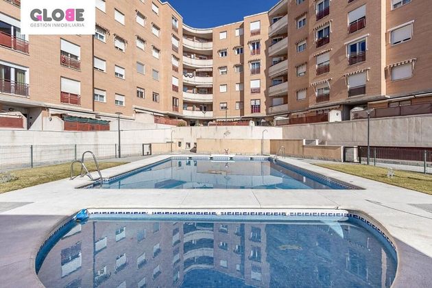 Foto 1 de Dúplex en venda a Avda. Federico Garcia Lorca - Nueva Estación Autobuses de 4 habitacions amb terrassa i piscina