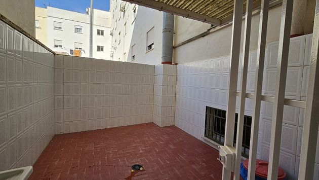 Foto 1 de Dúplex en lloguer a Zona Avenida al Vedat de 3 habitacions amb terrassa i balcó