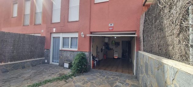 Foto 2 de Casa en venta en Sant Sadurní d´Anoia de 4 habitaciones con jardín y aire acondicionado