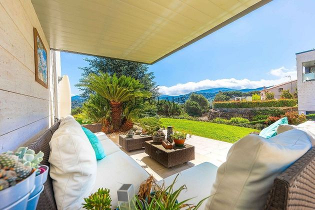 Foto 1 de Chalet en venta en Vallromanes de 7 habitaciones con terraza y piscina