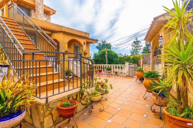 Foto 2 de Xalet en venda a Montessol-Can Carreras de 5 habitacions amb terrassa i piscina