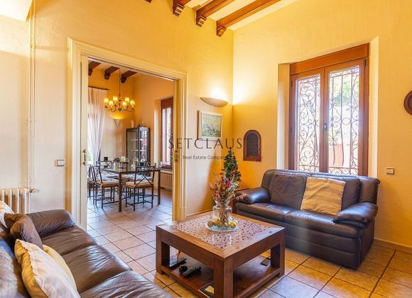 Foto 1 de Casa en venda a Vilassar de Mar de 5 habitacions amb terrassa i balcó