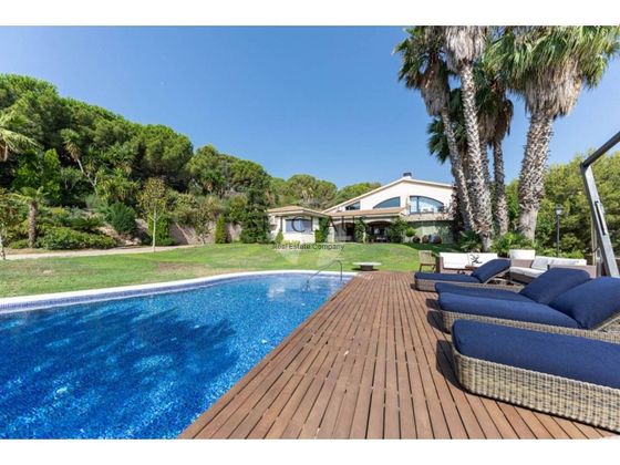 Foto 1 de Xalet en venda a Teià de 6 habitacions amb terrassa i piscina