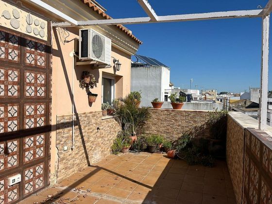 Foto 1 de Àtic en venda a El Pino-Bajo de Guía de 2 habitacions amb terrassa i balcó