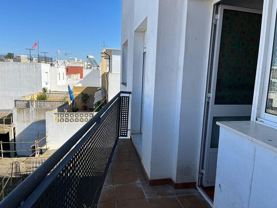 Foto 2 de Venta de ático en El Pino-Bajo de Guía de 2 habitaciones con terraza y balcón