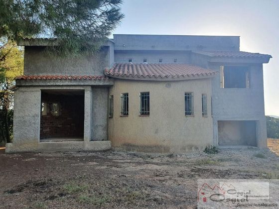 Foto 1 de Casa rural en venda a Cheste de 2 habitacions amb terrassa i balcó