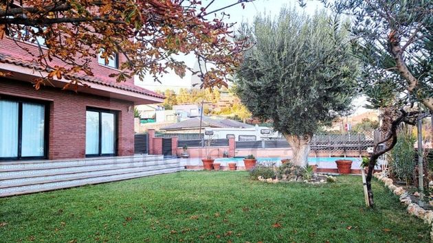 Foto 2 de Casa en venda a Castellgalí de 8 habitacions amb piscina i garatge