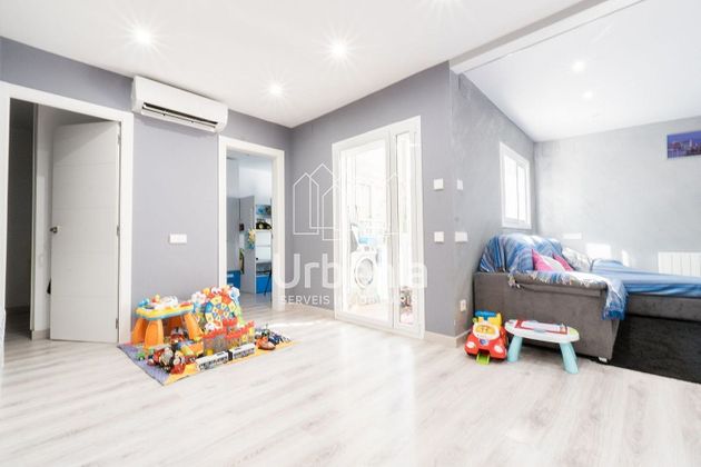 Foto 1 de Ático en venta en Premià de Mar de 2 habitaciones con aire acondicionado