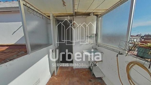 Foto 2 de Pis en venda a Cerdanyola de 2 habitacions amb terrassa i balcó
