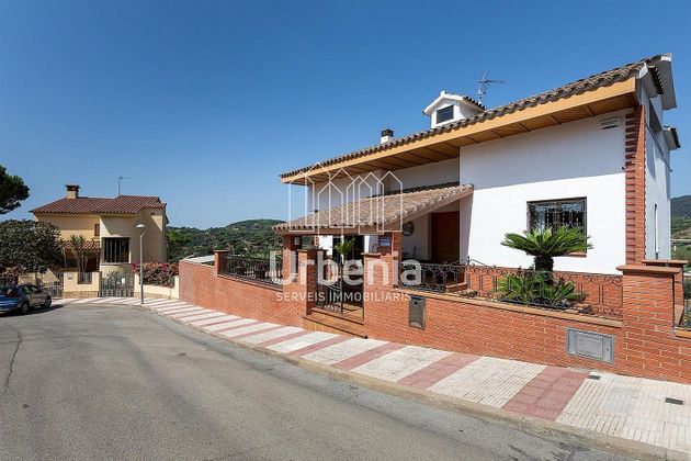 Foto 2 de Casa en venta en Calella de 4 habitaciones con terraza y piscina