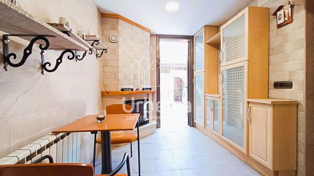 Foto 2 de Pis en venda a Centre - Ripollet de 4 habitacions amb terrassa i balcó