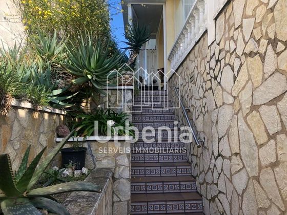 Foto 2 de Venta de casa en Arenys de Mar de 4 habitaciones con terraza y piscina
