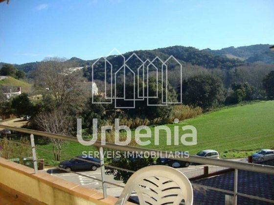 Foto 1 de Pis en venda a Sant Cebrià de Vallalta de 5 habitacions amb terrassa i balcó