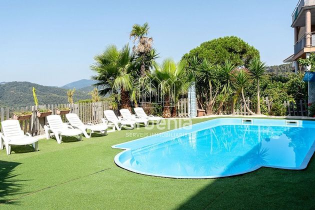 Foto 1 de Casa en venda a Santa Susanna de 6 habitacions amb terrassa i piscina