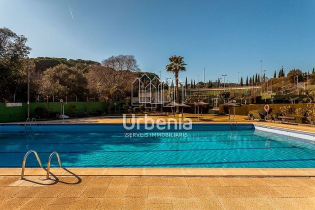 Foto 1 de Venta de piso en Arenys de Mar de 3 habitaciones con terraza y piscina