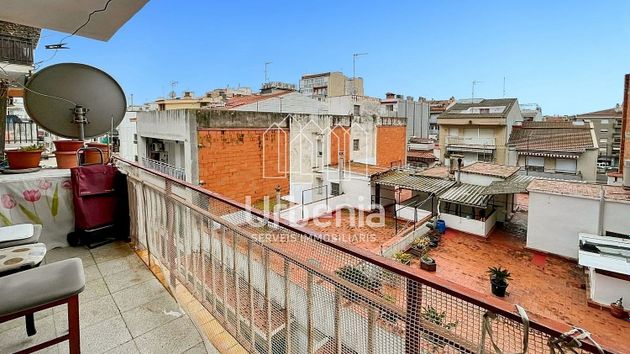 Foto 1 de Piso en venta en Poblenou de 3 habitaciones con terraza y balcón