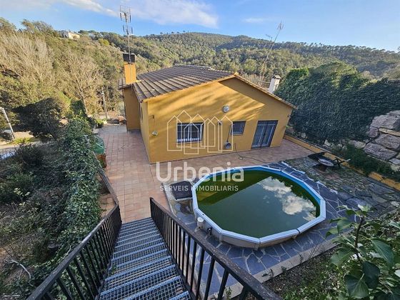 Foto 1 de Xalet en venda a Vallgorguina de 4 habitacions amb terrassa i piscina