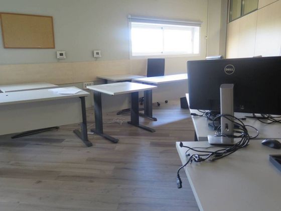 Foto 2 de Alquiler de oficina en Sant Pere Nord de 390 m²