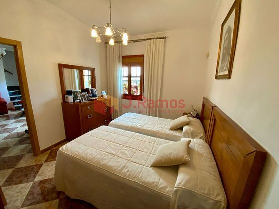 Foto 1 de Casa en venda a Camino Algarrobo - Las Arenas de 4 habitacions amb terrassa