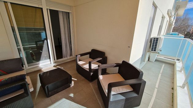 Foto 2 de Venta de piso en avenida De la Mediterránea de 2 habitaciones con terraza y piscina
