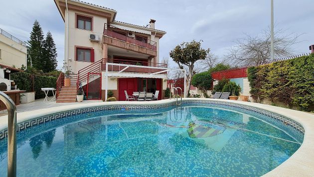 Foto 1 de Xalet en venda a Oliva pueblo de 4 habitacions amb terrassa i piscina