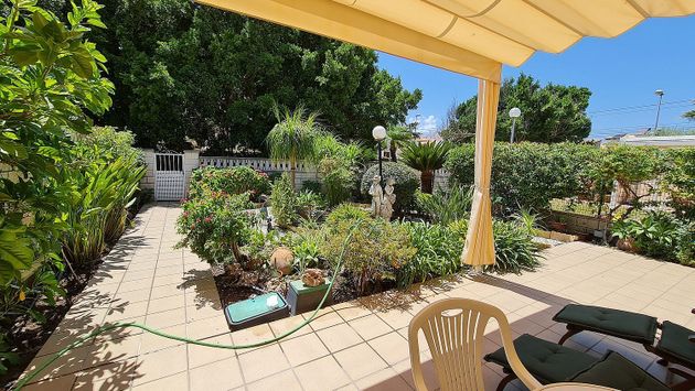 Foto 2 de Casa en venta en Oliva Playa de 4 habitaciones con terraza y garaje