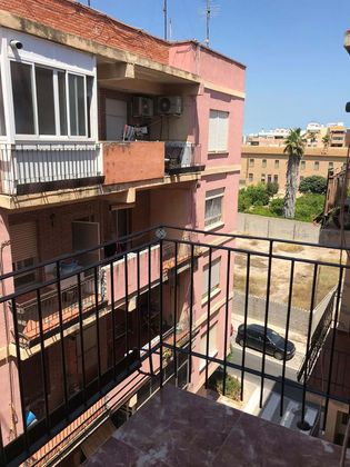 Foto 1 de Venta de piso en Algemesí de 2 habitaciones con balcón