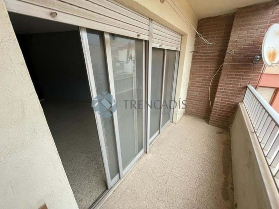 Foto 2 de Pis en venda a Villena de 4 habitacions amb balcó